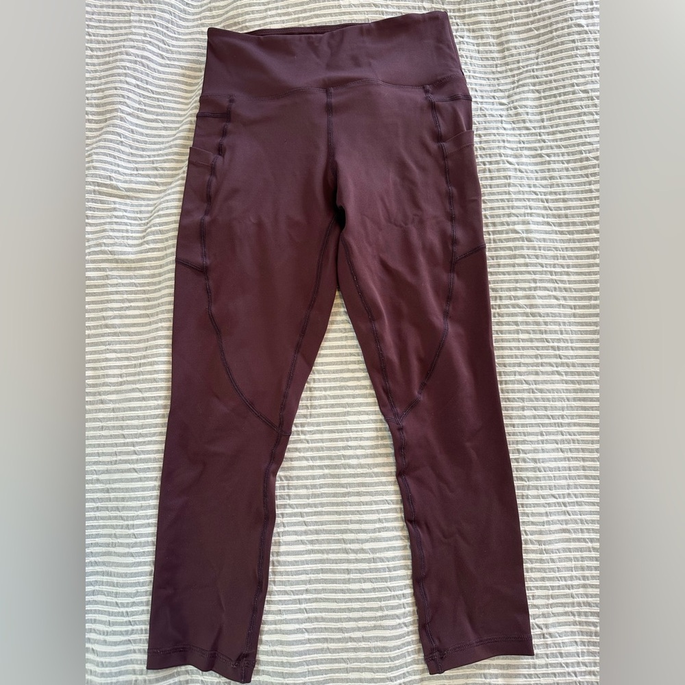 Zyia Active Maroon Light n Tight 22” Crops